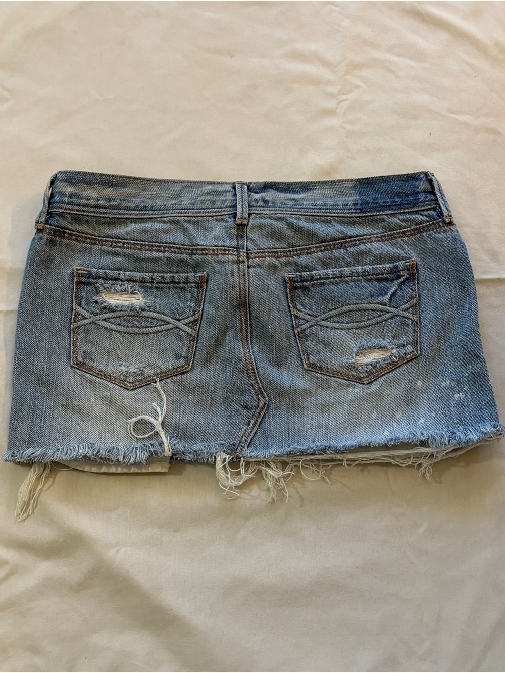 Abercrombie & Fitch Light Wash Distressed Denim Mini Skirt - Picture 4 of 5